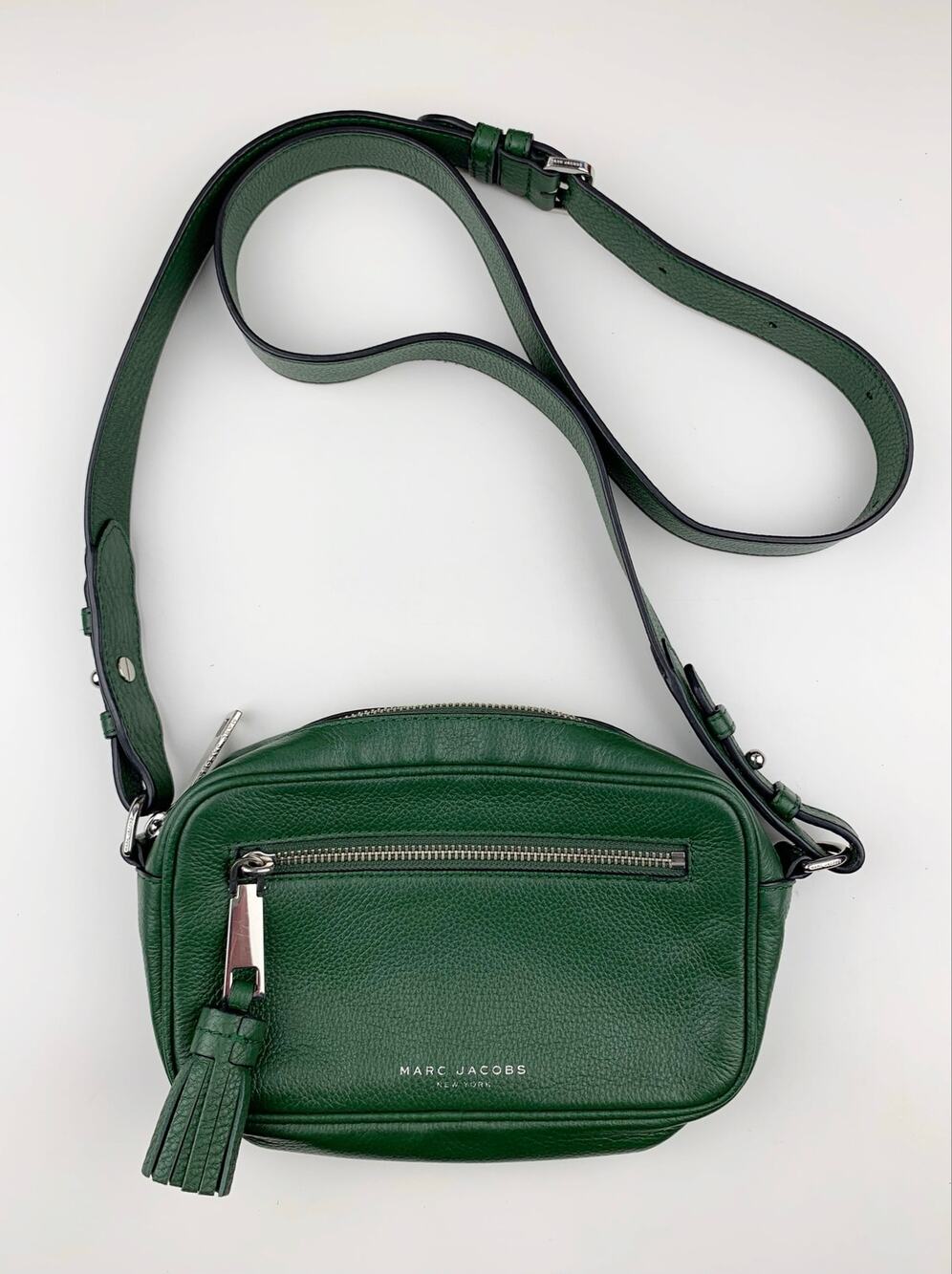 Marc Jacobs Zoom Crossbody Camera Bag Purse Green Leather Tassel